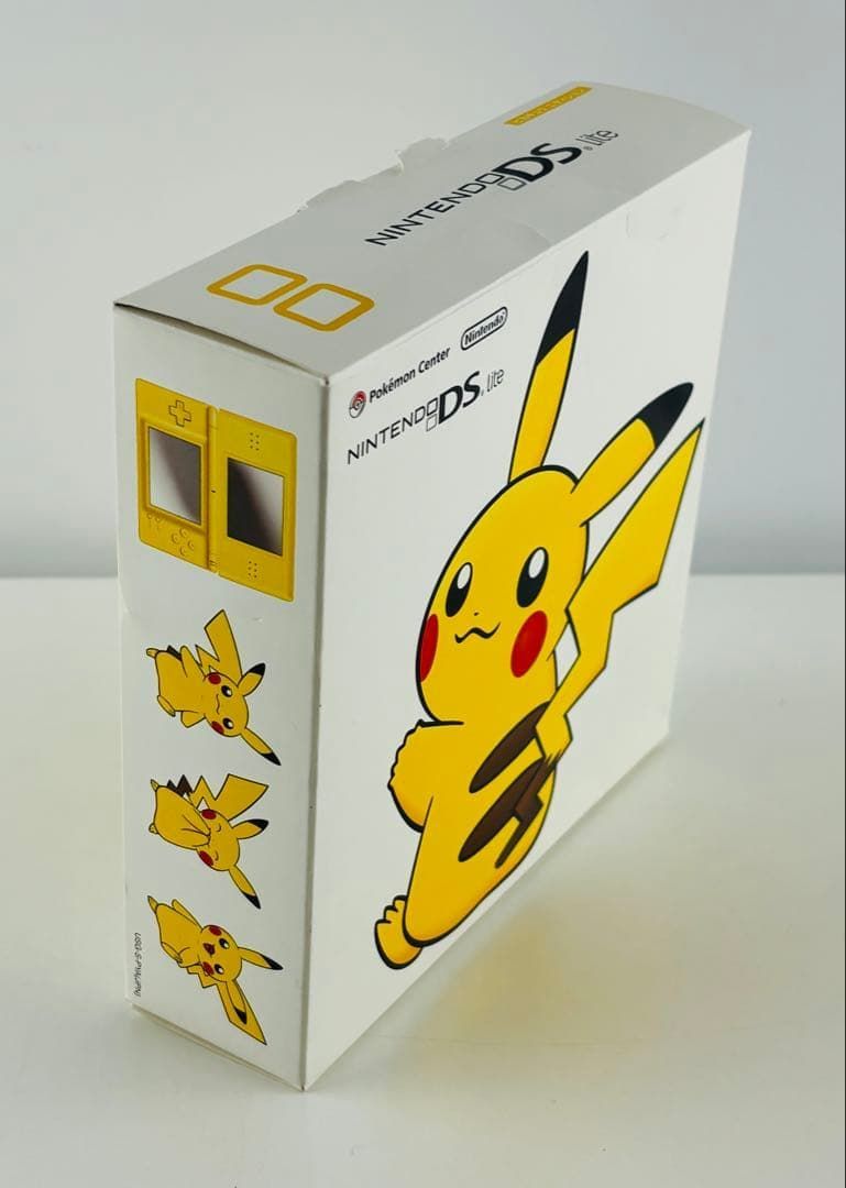Nintendo DS Lite ピカチュウ 中古品 欠品あり】ニンテンドーDS Lite ピカチュウエディション(北米版
