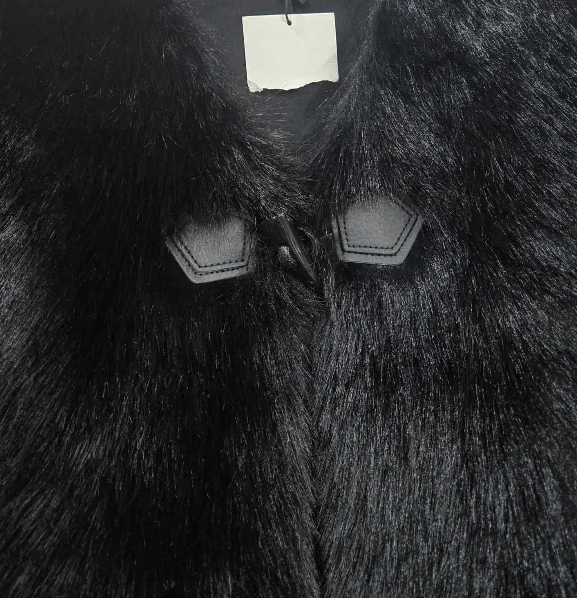 ZARA フェイクファー ベスト - メルカリ