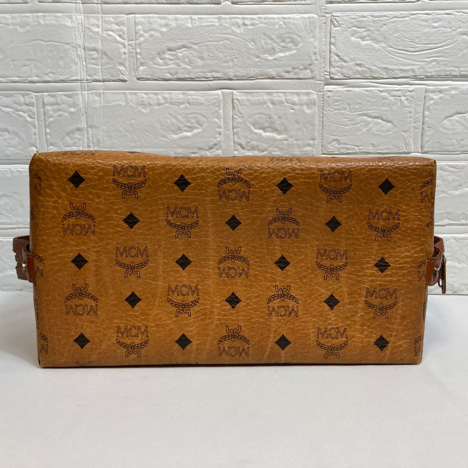 美品】MCM エムシーエム クラッチバッグ セカンドバッグ BOX型 マルチ