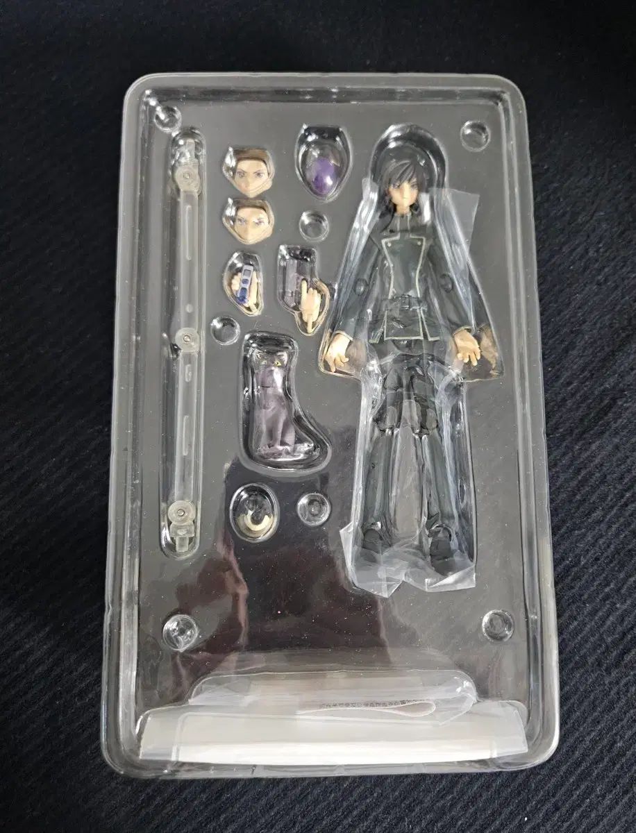 コードギアス ルルーシュ・ランペルージ figma フィギュア - メルカリ