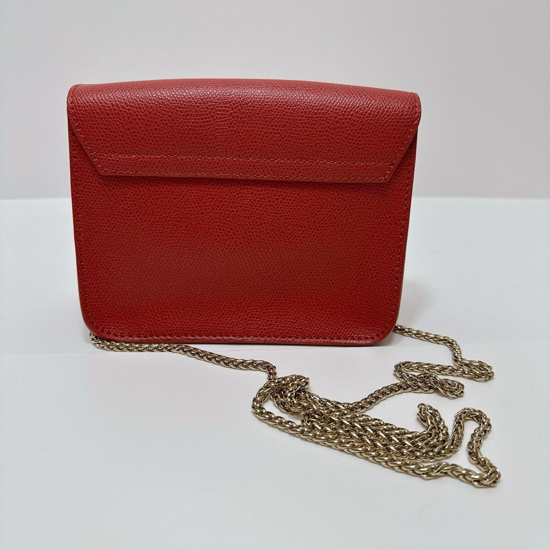 FURLA メトロポリス RED ショルダーバッグ チェーン. ショルダー 