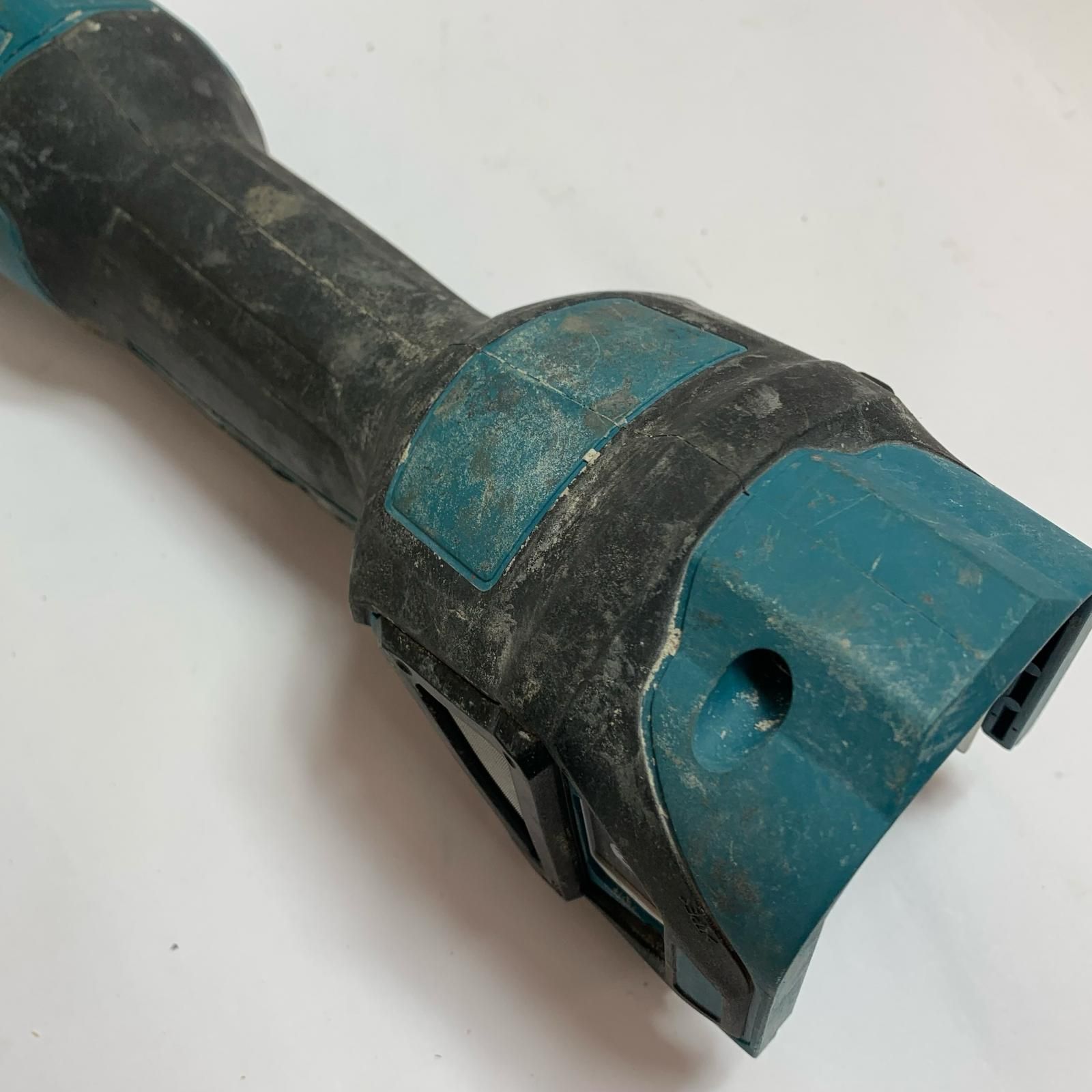  ♭♭MAKITA マキタ 100ｍｍ 18 V 充電式ディスクグラインダー 本体のみ 2025.4製造 GA 412 D グラインダー 研磨機