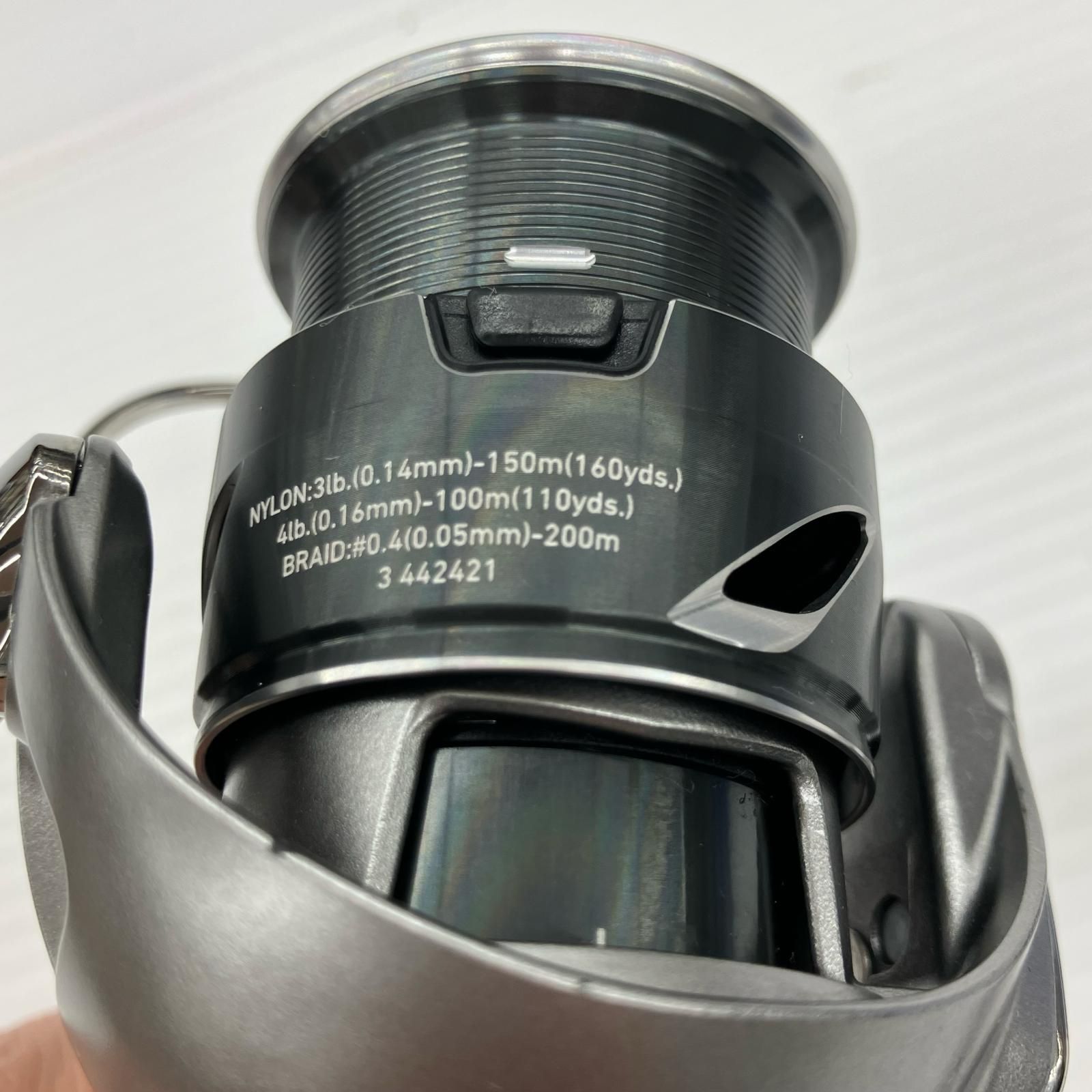 σσDAIWA ダイワ スピニングリール 25カルディア FC LT2000S キズ有