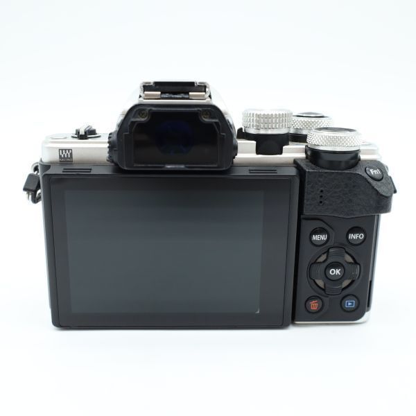 □美品□ OLYMPUS OM-D E-M10 MarkII ボディー シルバー #9009 - メルカリ