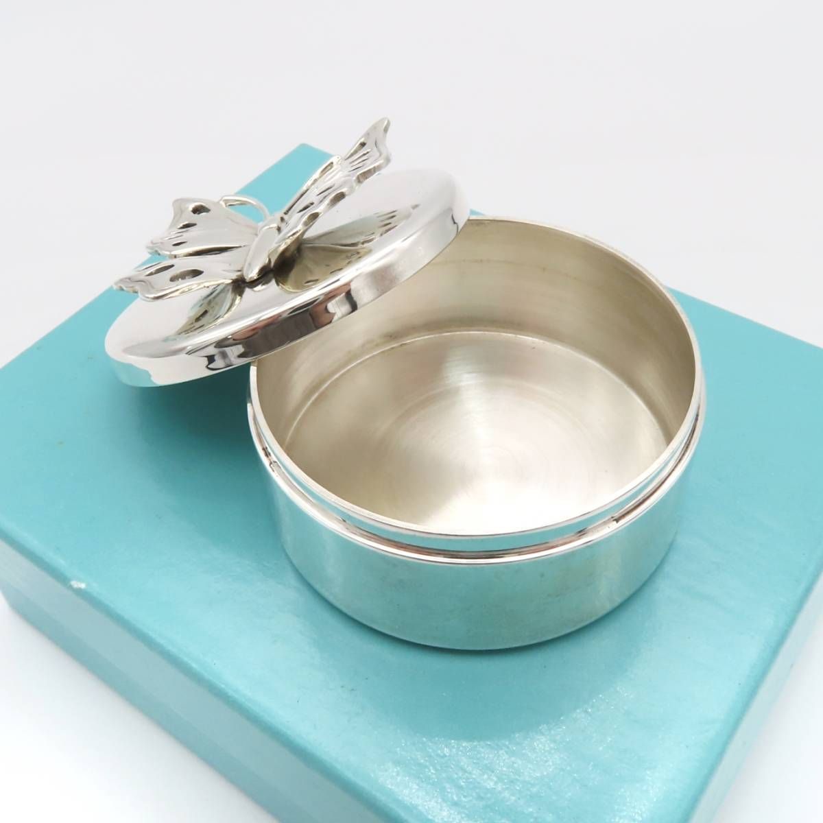 【美品】Tiffany ティファニー 貝殻型 小物入れ アクセサリーケース 希少 美品】Tiffany ティファニー 貝殻型 小物入れ アクセサリーケース 希少