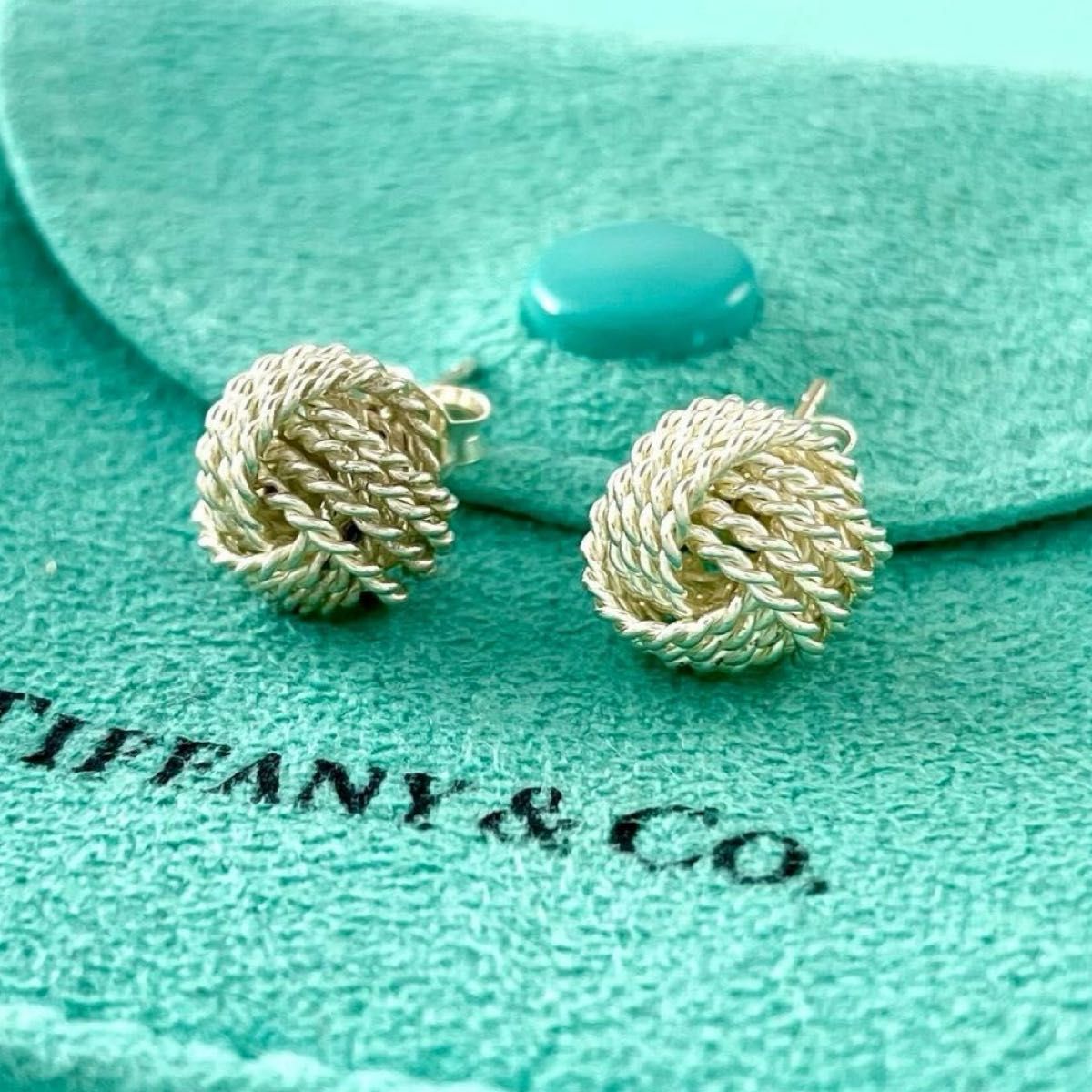 ティファニー サマセット ツイスト メッシュ ボール ピアス YS5fe