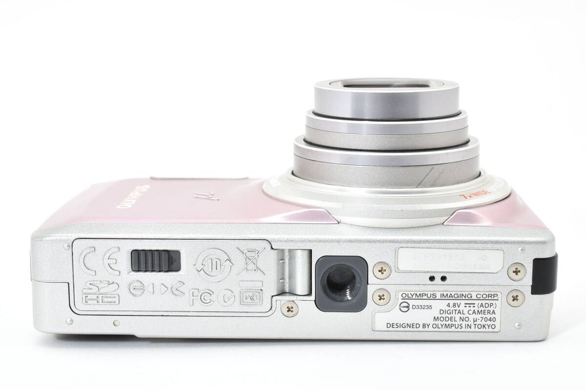 ⭕️ピンク♥️動作品☆オリンパス7040の出品❌他カメラ付属しません