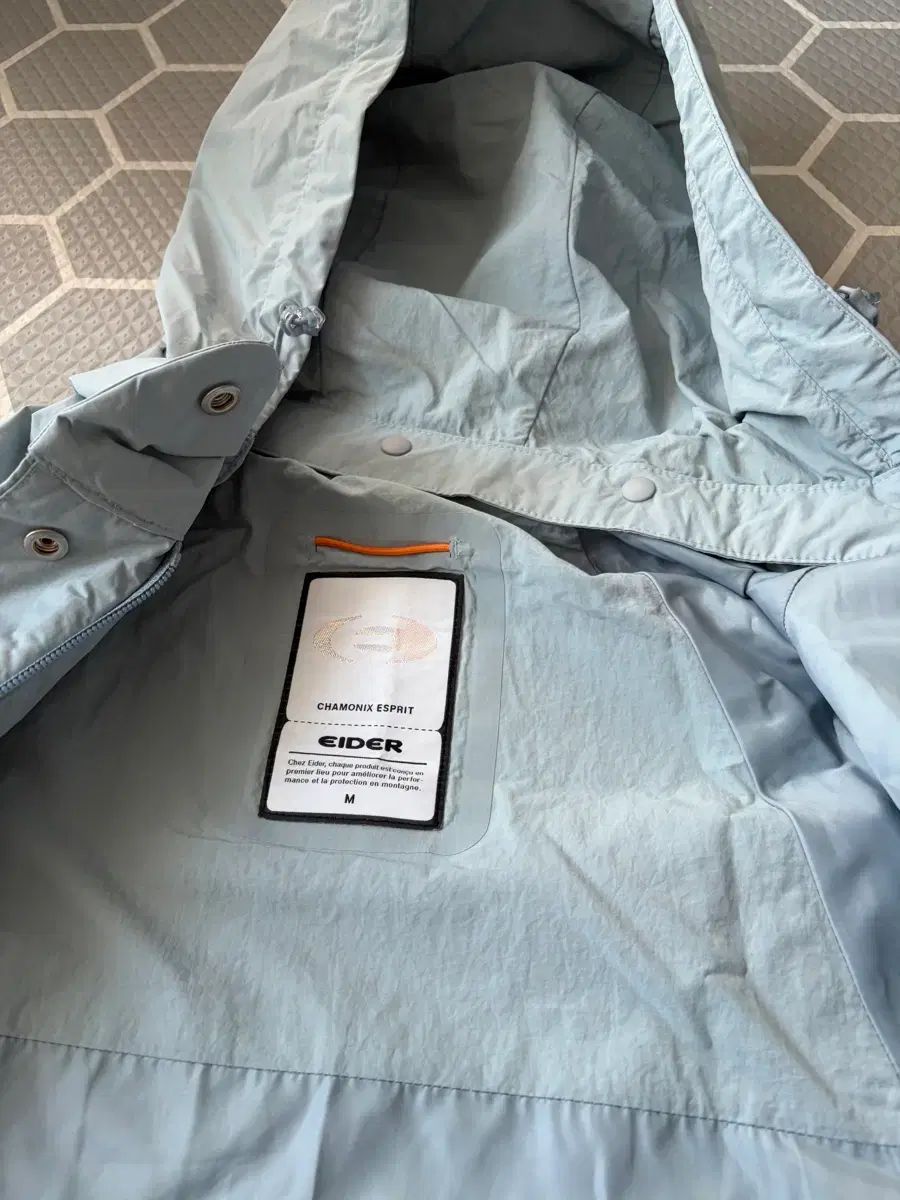 EIDER ウィンドブレーカー