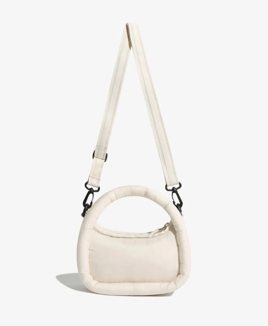 ⚪︎ - メルカリ