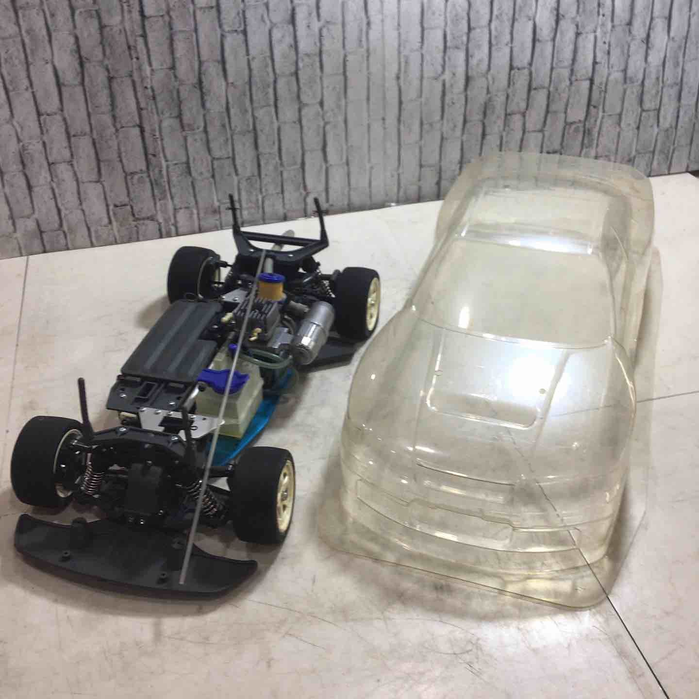 タミヤ 1|8 エンジンRC 4 WDレーシングカー KUREニスモGT-R |RC