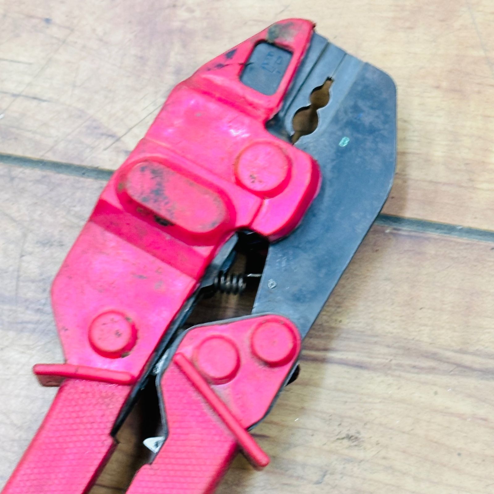 引込線スリーブ 電線管ヒューズ他用