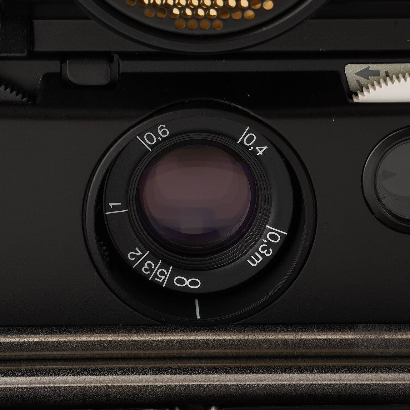 Polaroid 690 フィルムカメラ　お値下げしました〜 ポラロイド Polaroid 690 SLR インスタントフィルムカメラ - メルカリ