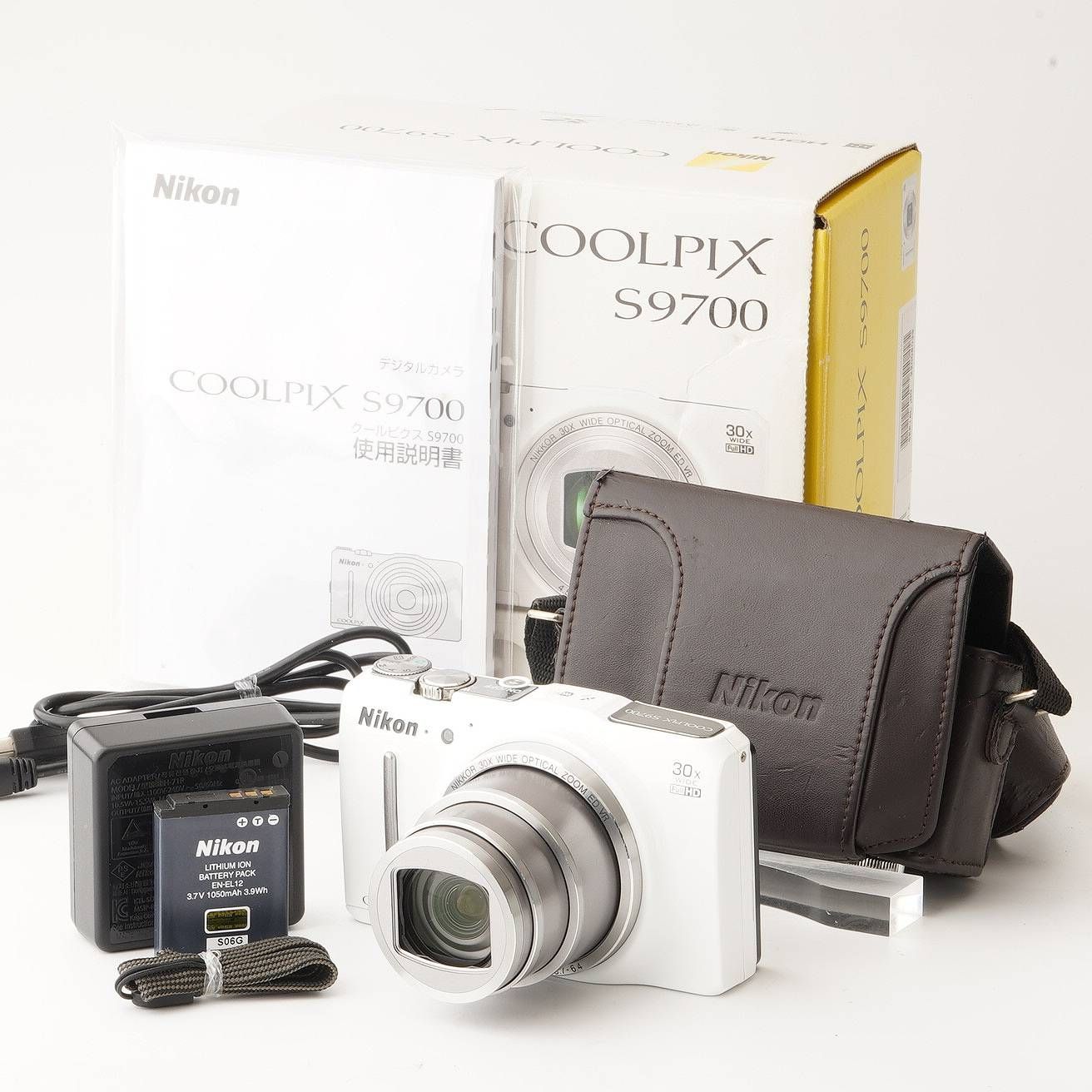 ニコン Nikon COOLPIX S9700 エレガントホワイト 30x 光学ズーム