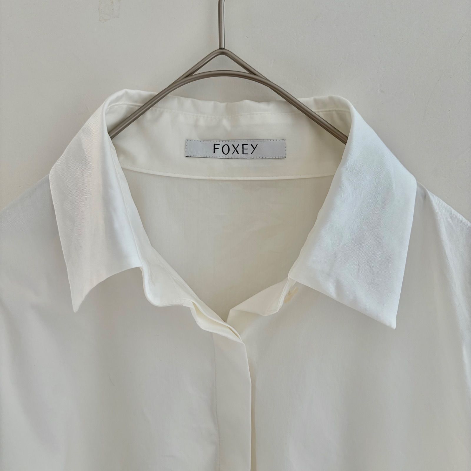 FOXEY 半袖ブラウス フレンチパフ パフスリーブ 38 ホワイト 白 キレイ