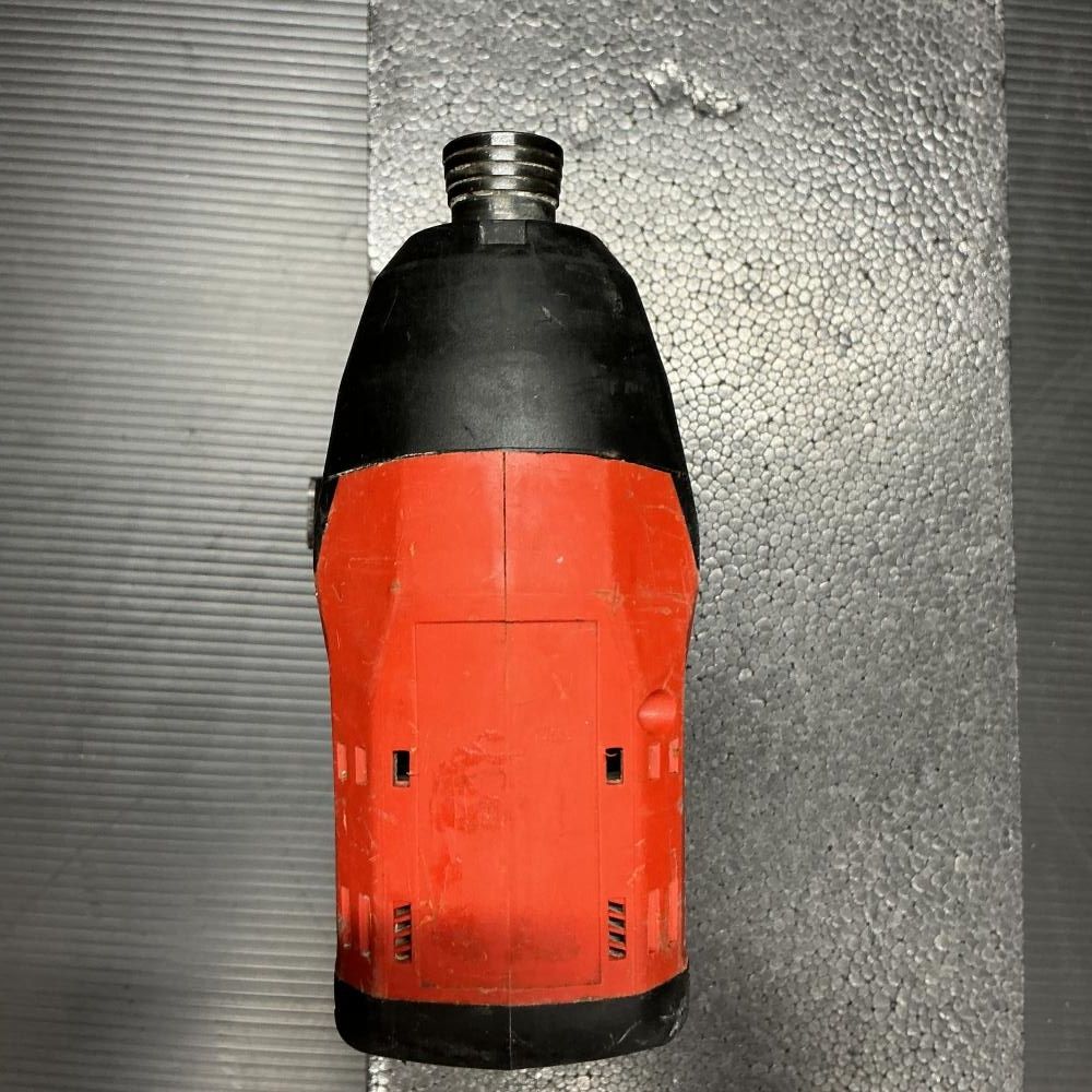 充電式インパクトドライバ