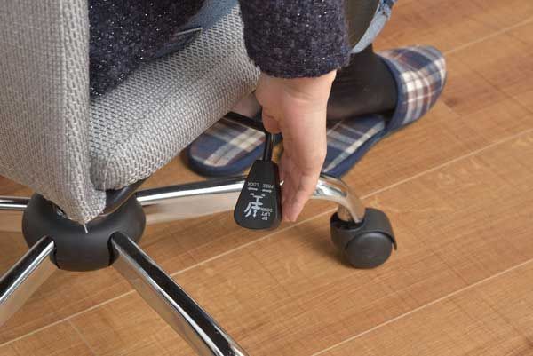  オフィスチェア 回転式 昇降機能 ロッキング機能 W58 5 D67 H96 104 SH43 51cm 上着掛けハンガー付き No 40 グレー 高さ調整スツール オフィスチェア ワークチェア 椅子 チェア