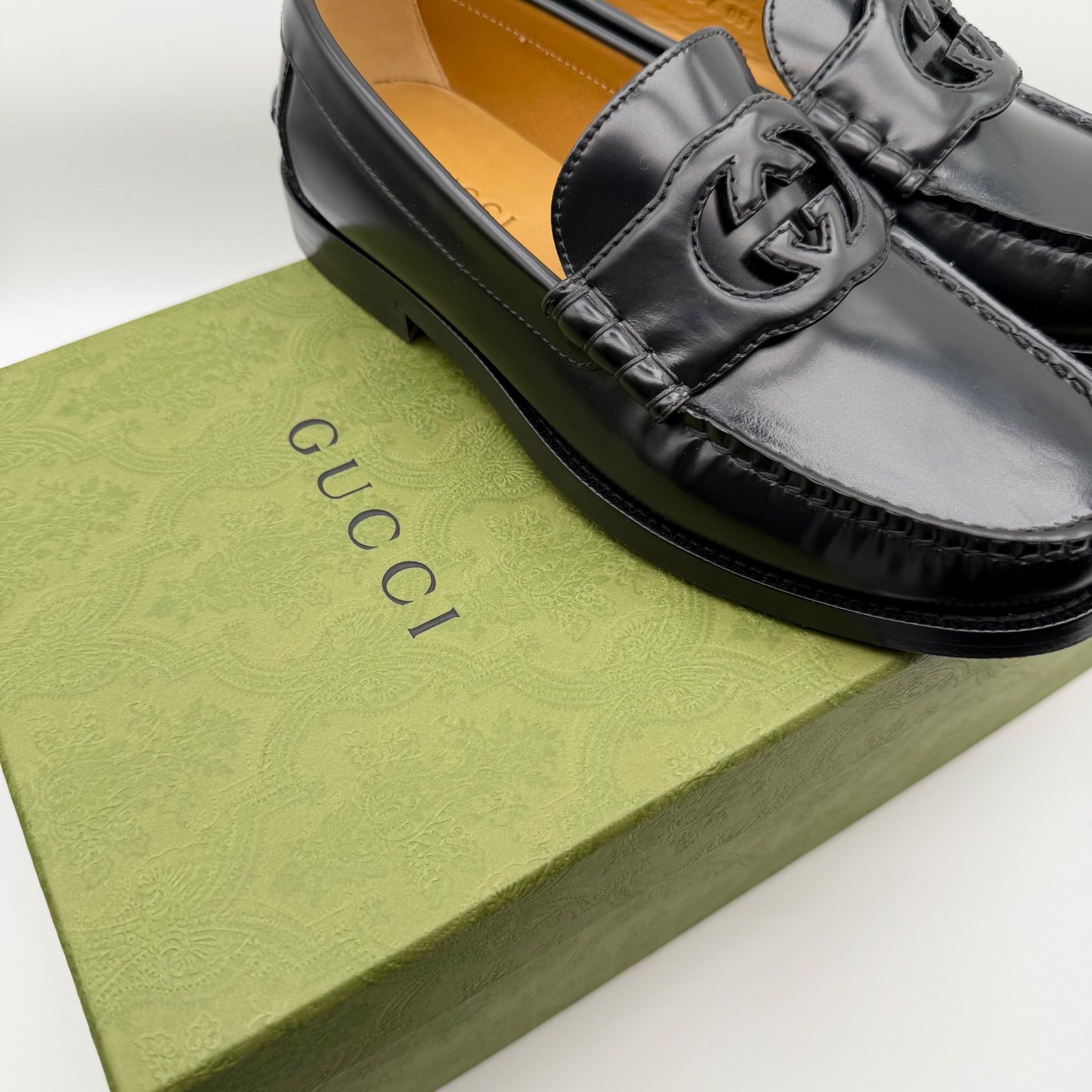 未使用】GUCCI インターロッキングG ローファー ブラック - メルカリ