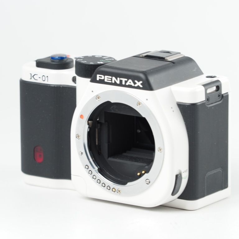 PENTAX ミラーレス一眼レフカメラ K-01 K01 ボディ ホワイト/ブラック