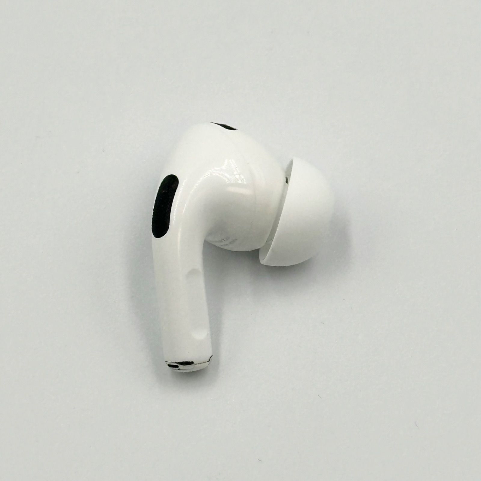 24時間以内発送・美品✨️】Apple AirPods Pro 第2世代 右耳のみ A3047