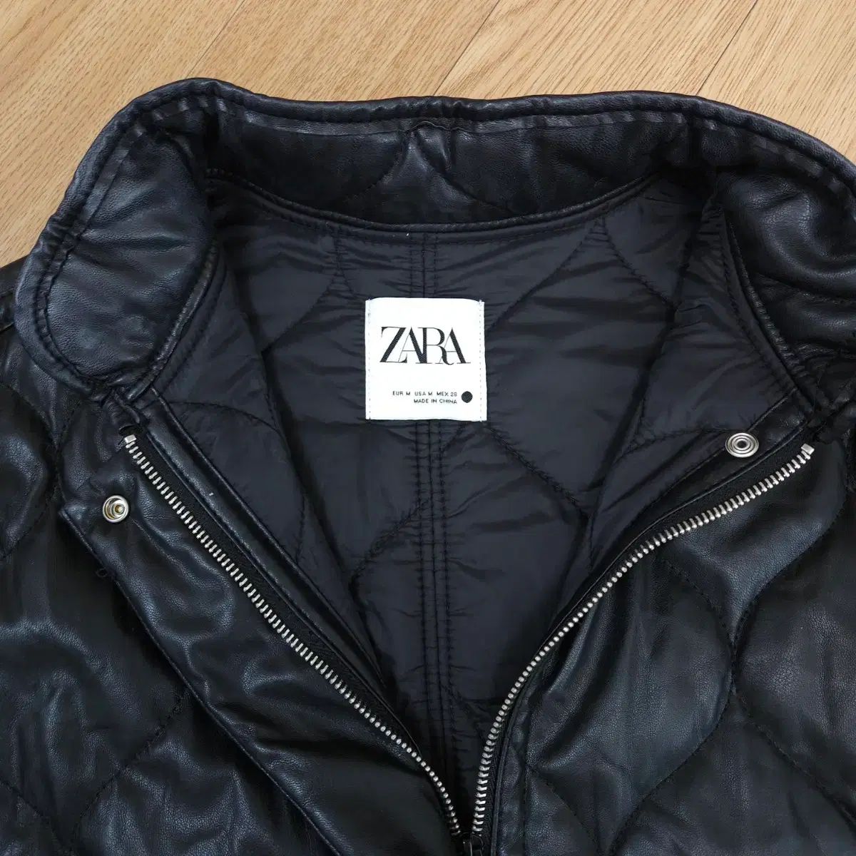 ザラ ブラック キルティング ショート ジャケット M - メルカリ