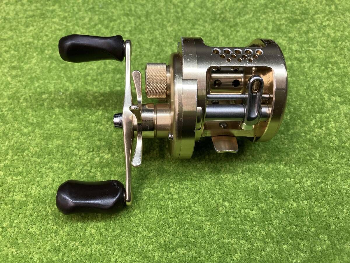 SHIMANO シマノ CONQUEST 200 コンクエスト ベイトリール - メルカリ