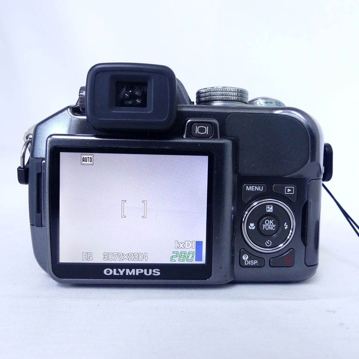 OLYMPUS コンデジ3点 (ジャンク品） OLYMPUS オリンパス SP-550UZ 単3電池使用 デジタルカメラ コンパクト