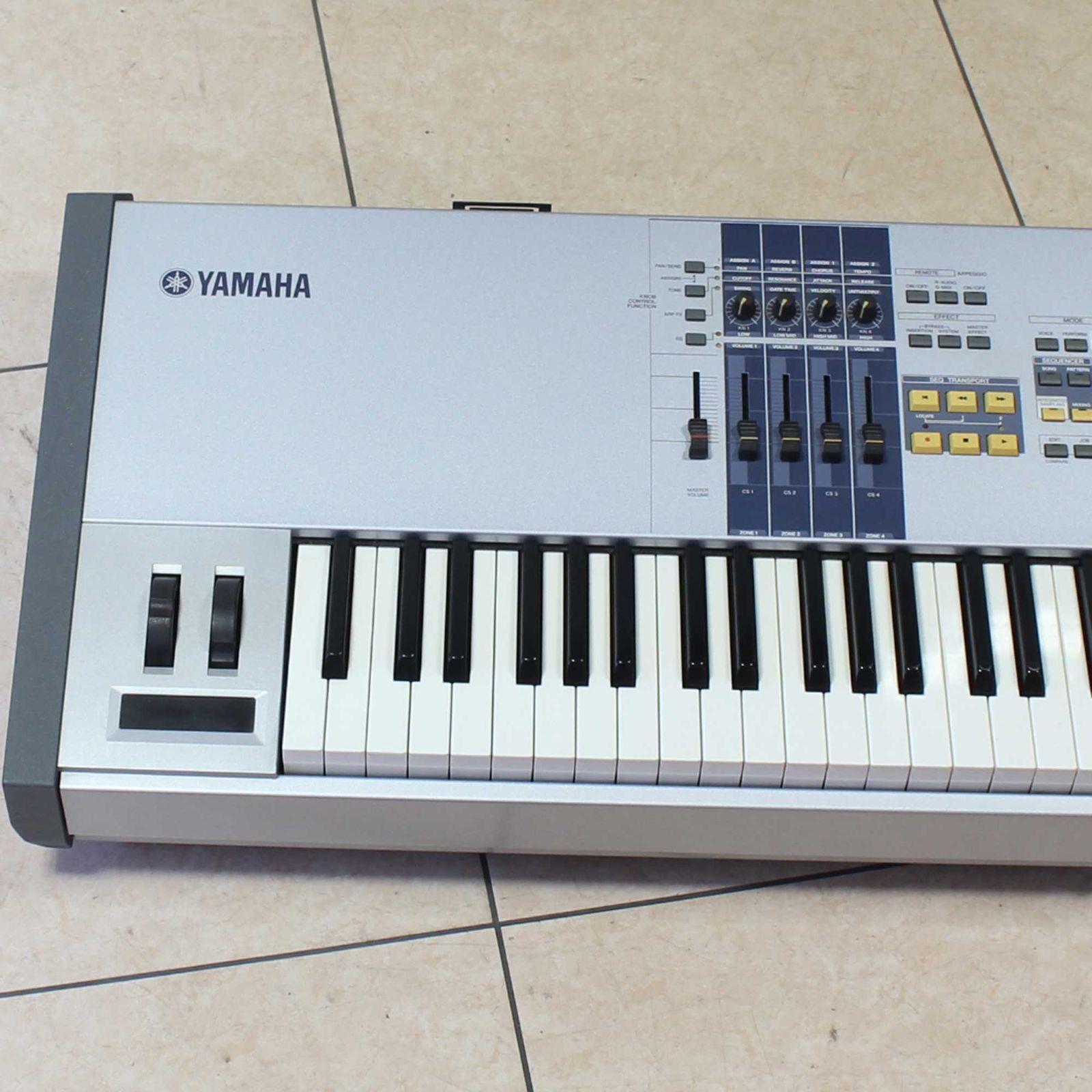 中古 YAMAHA MOTIF ES8 - メルカリ