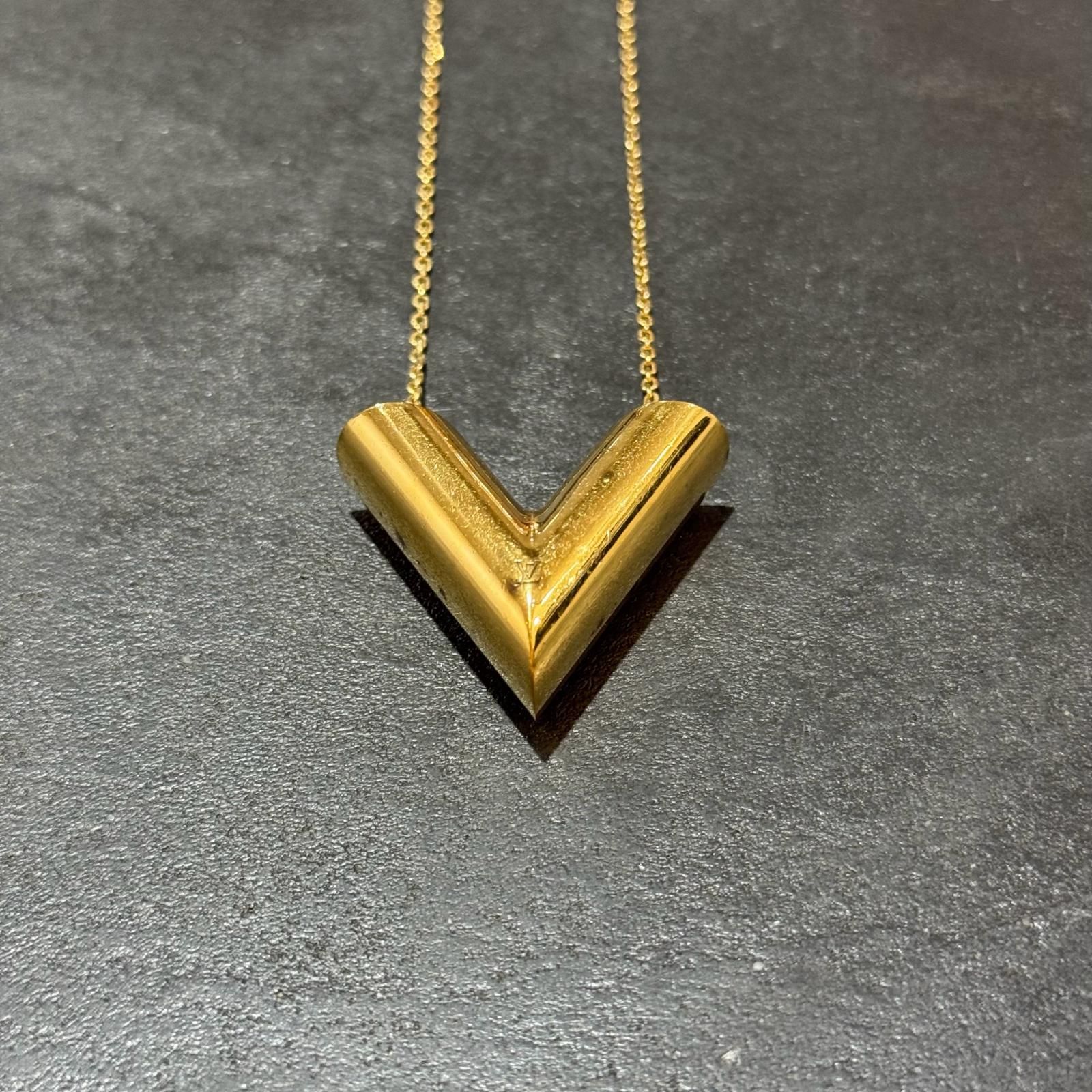 LOUIS VUITTON エッセンシャル V PM ネックレス ルイ・ヴィトン MP1465