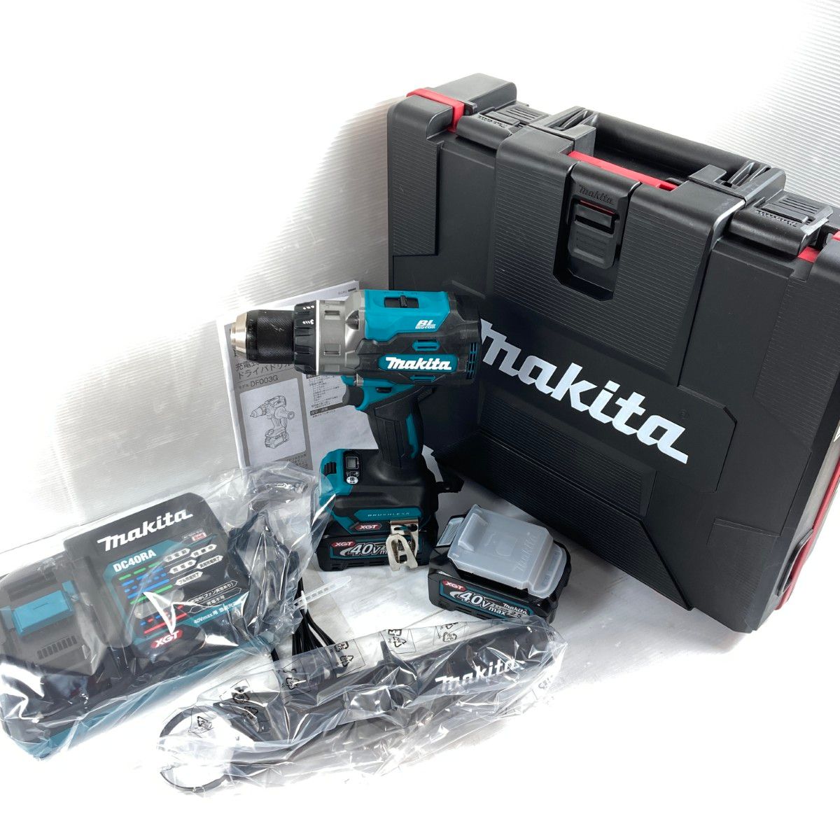 ＊＊MAKITA マキタ 40 Vmax 充電式ドライバドリル バッテリ 充電器 ケース付 PSEマークあり 2 ブルー