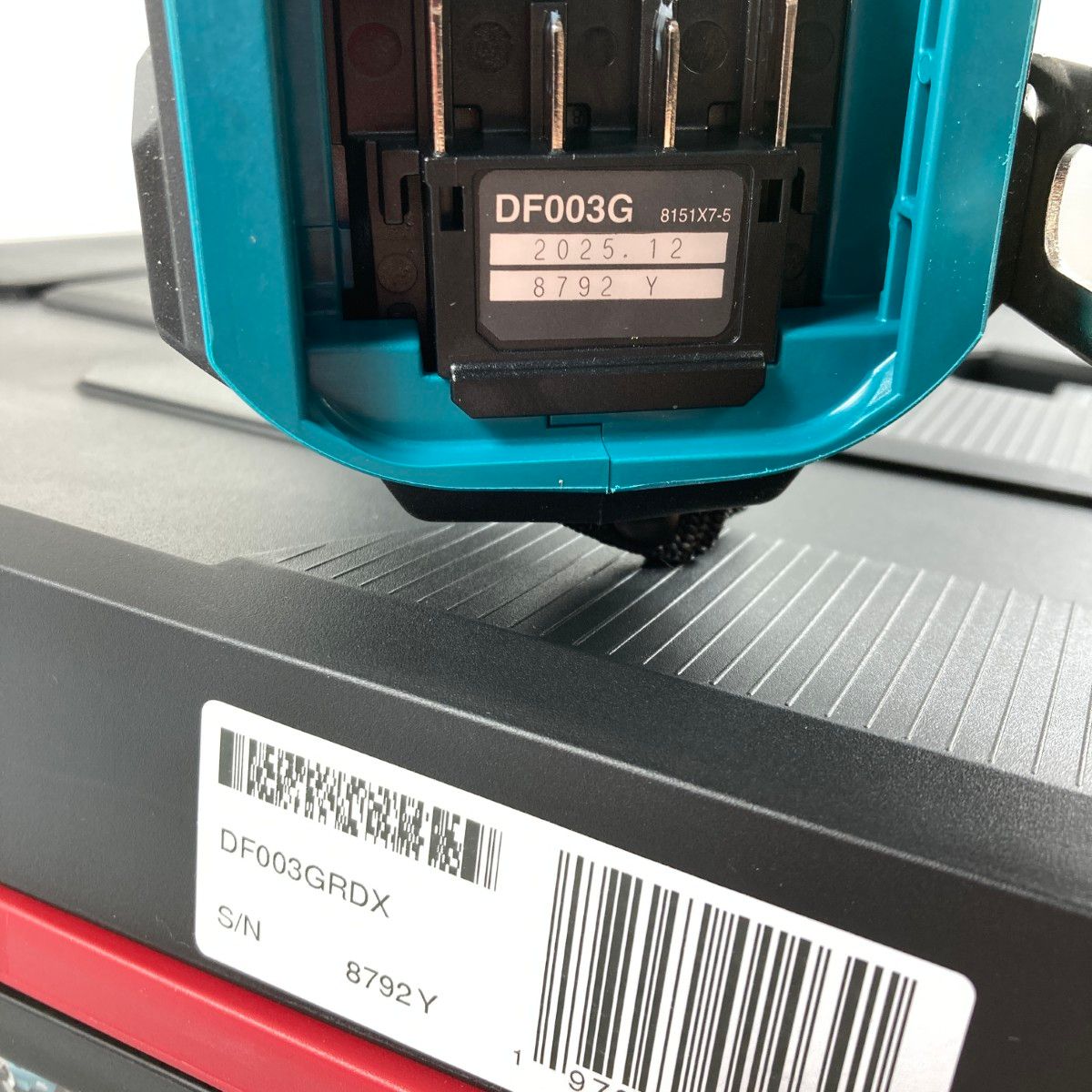 Vmax 充電式ドライバドリル