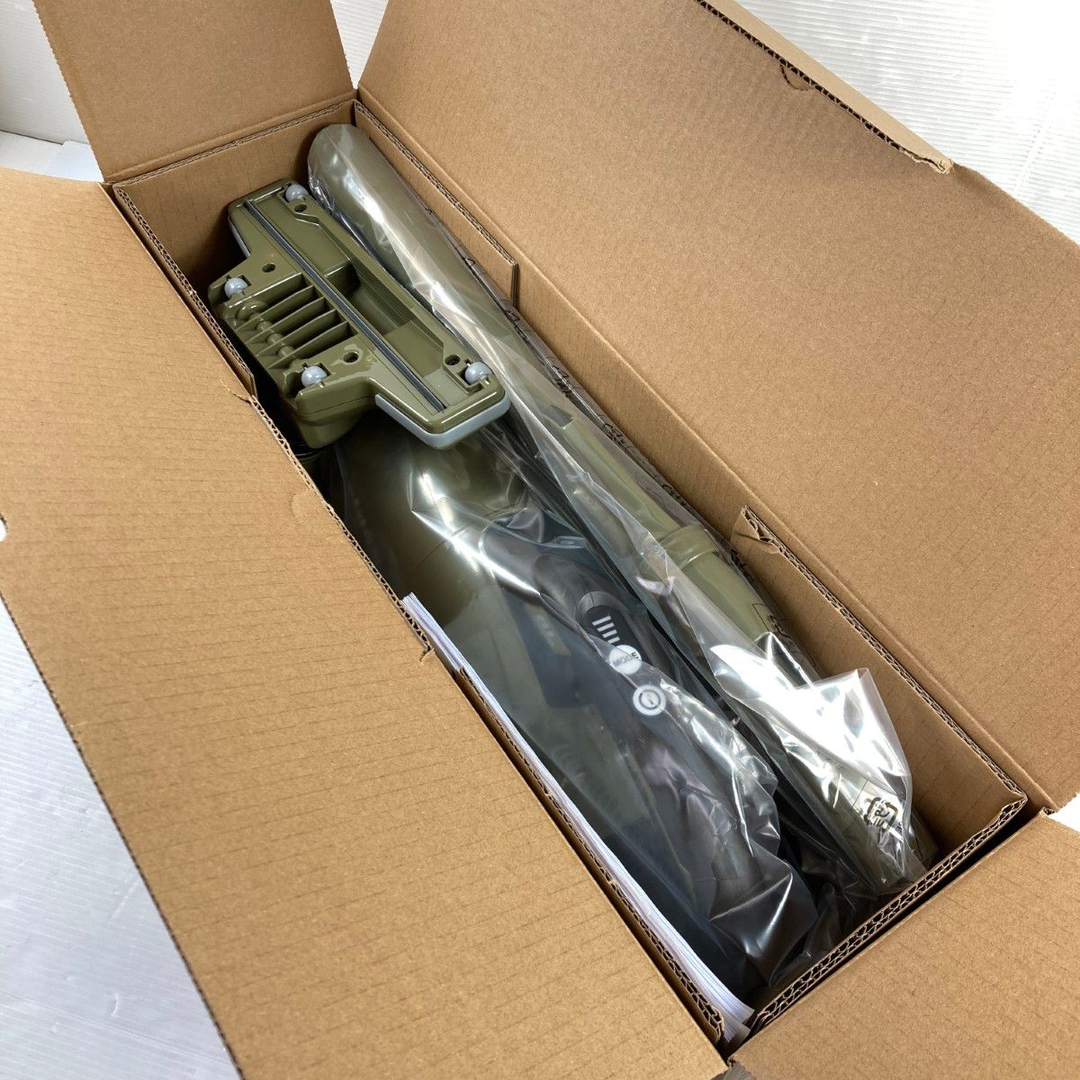 ＊＊MAKITA マキタ 18 v 充電式クリーナ ♥品 本体のみ バッテリ 充電器なし オリーブ