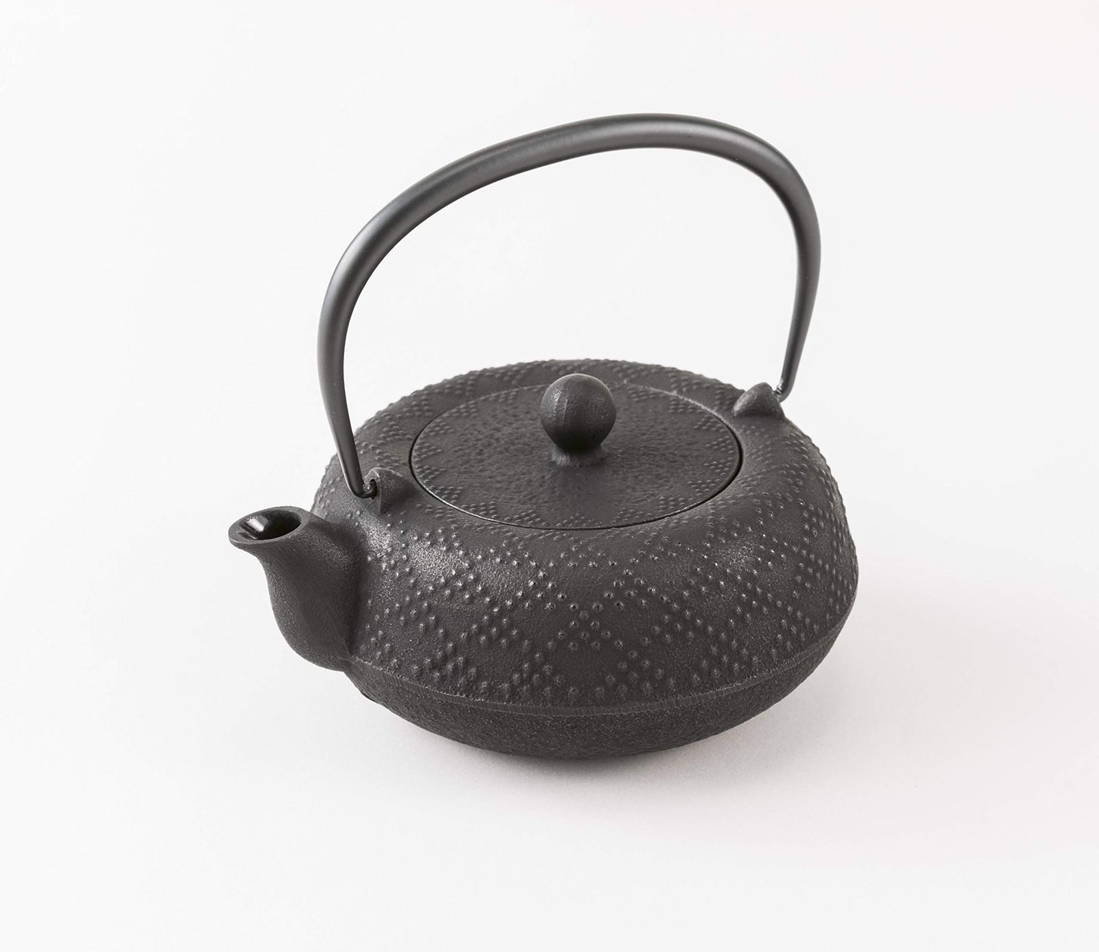 岩鋳 Iwachu 急須 5型格子アラレ 黒 0.55 L 内面ホーロー 南部鉄器 12062