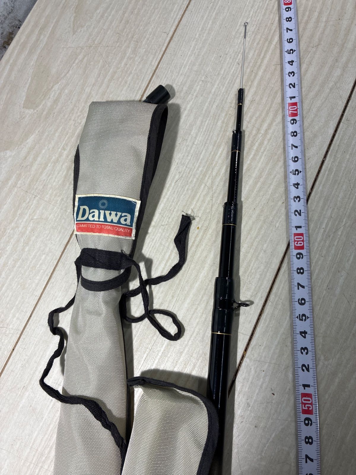  ダイワ カーボウィスカーpowermesh クロダイ1 45 U 整理番号磯5 磯竿 ロッド