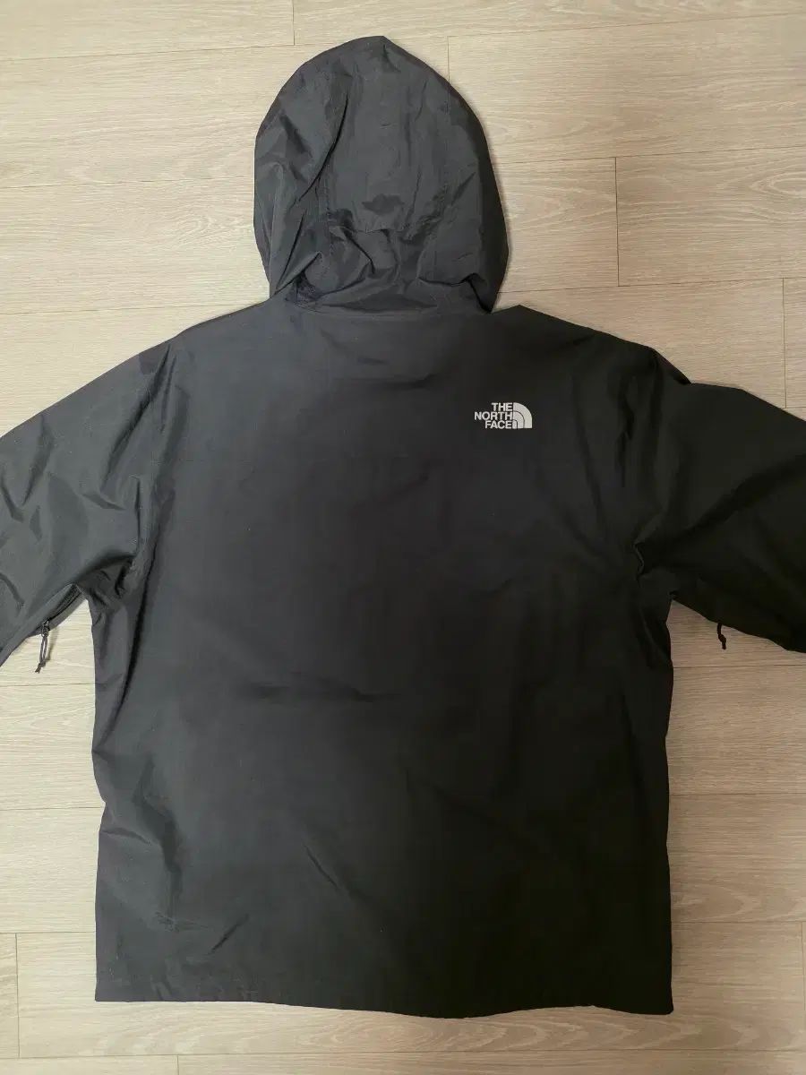 NORTH FACE