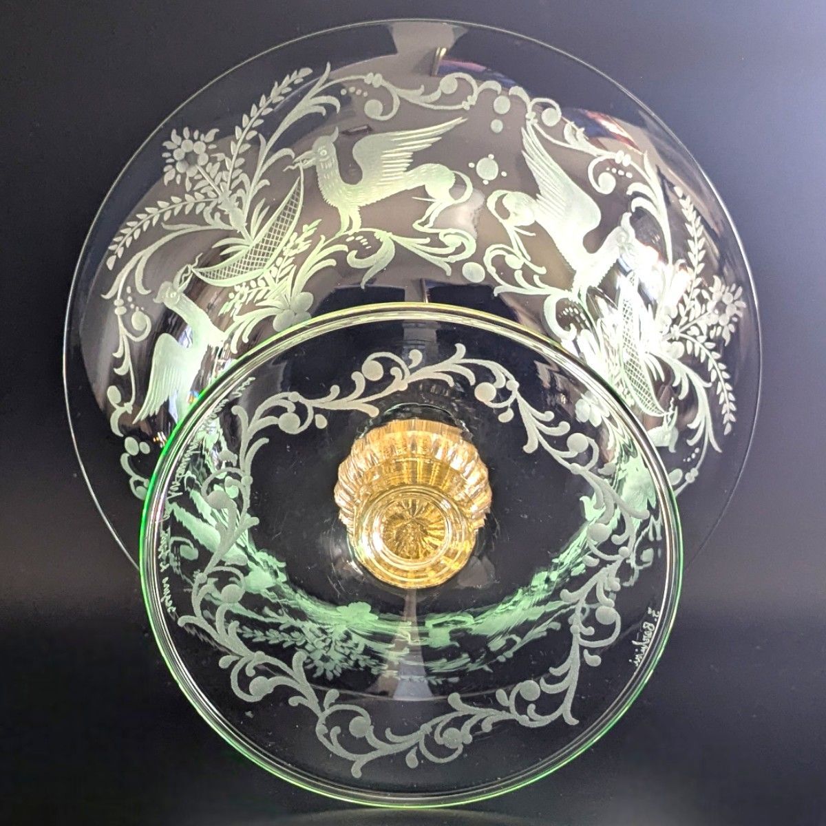 お正月特別価格❗️1800年後半　銅版　ベネチア　パリの高級アンティーク画廊で購入 インスタ再登場です 小さな美人さんと，小物のセット ドールはビスク