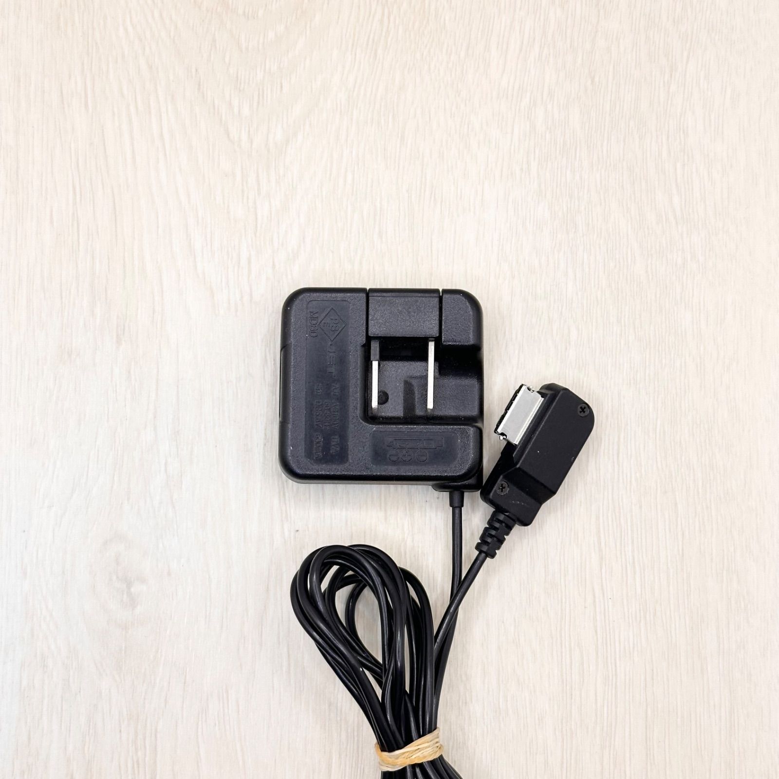 N02 ACアダプター ドコモ NTT docomo 純正 充電器 チャージャー