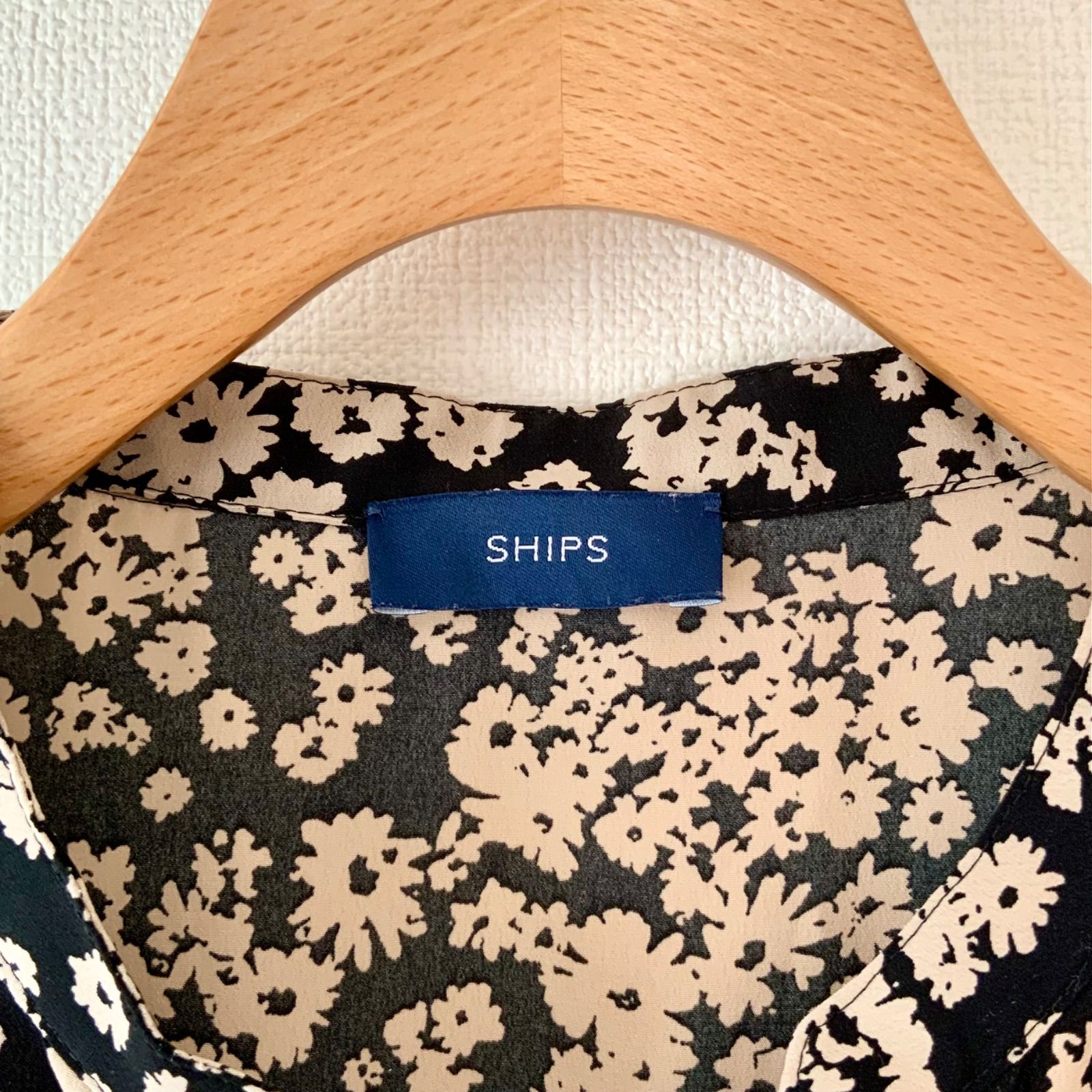 SHIPS シップス】プリントショートスリーブワンピース 花柄 サイズ 