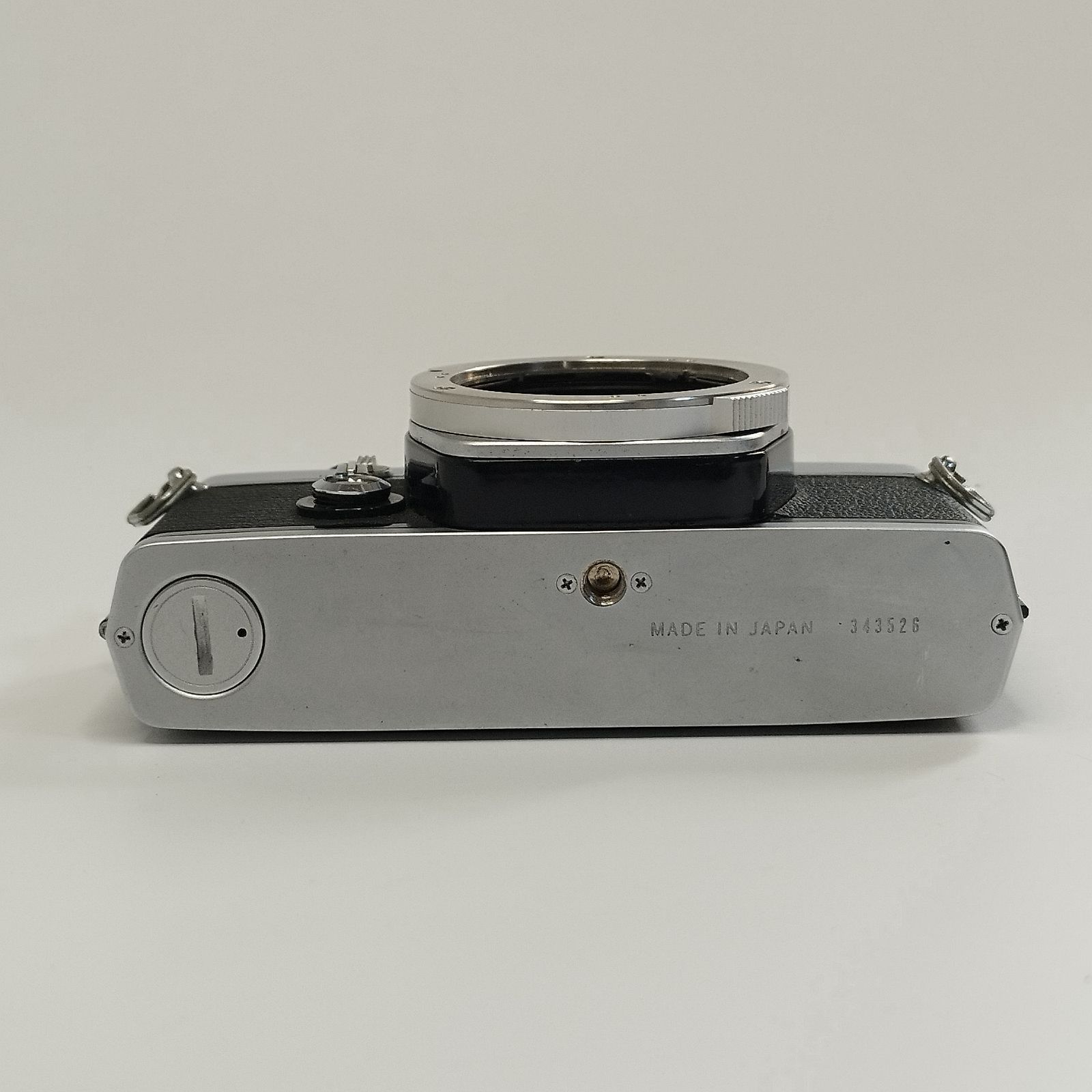 OLYMPUS OM-1 シルバー フィルム一眼レフ ボディ 動作確認済 外観良好