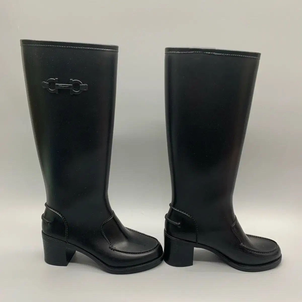 FERRAGAMO フェラガモ ブラック ロング レインブーツ 6サイズ - メルカリ