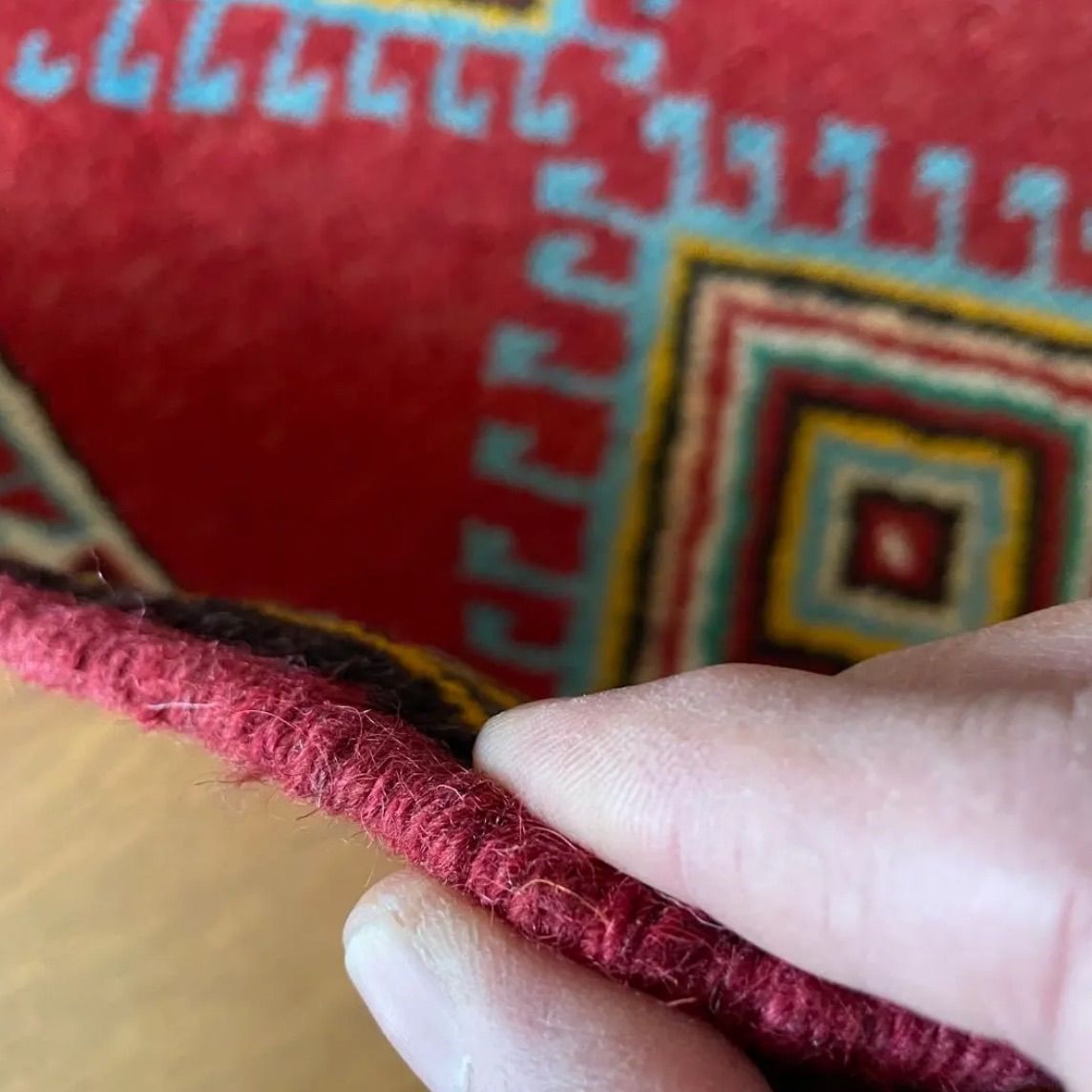 ホラサン産 ペルシャ絨毯 玄関マット サイズ 65×83cm（手織り・草木染