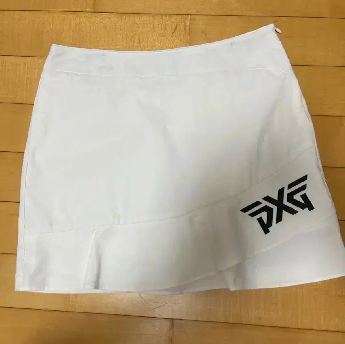 PXG 白 レディース ゴルフ スカート M - メルカリ