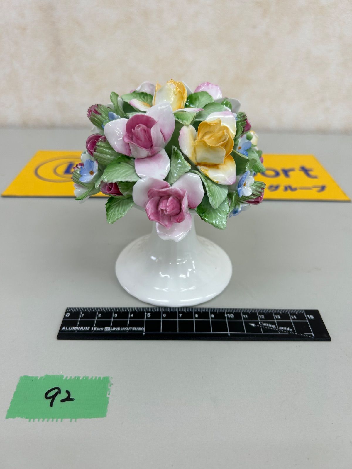 ROYALDOULTON 陶花 飾り 置物 陶器 バラ - メルカリ