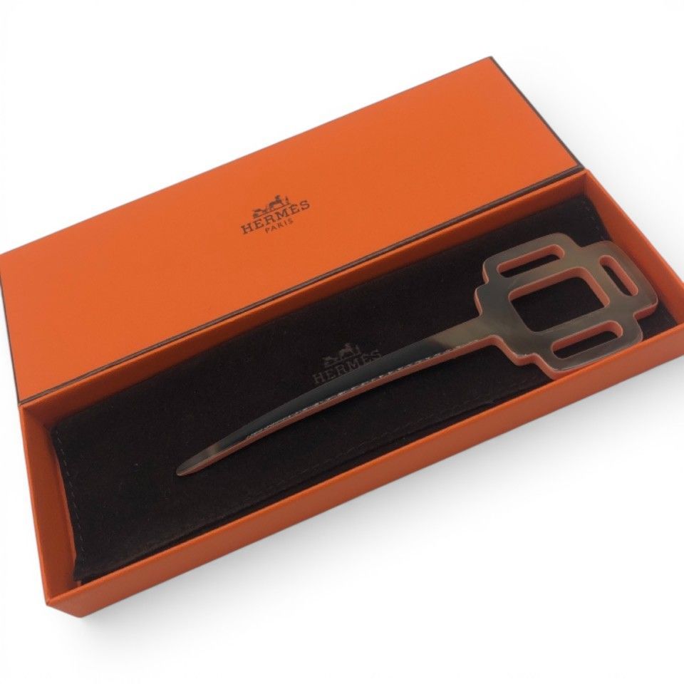 HERMES 【新品未使用】バッファローホーン　ヘアアクセサリー　かんざし HERMES エルメス ロカイユ かんざし バッファローホーン ブラウン