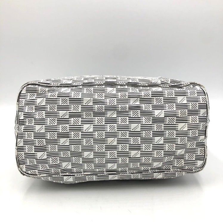 MOREAU PARIS モローパリ トートバッグ 白 黒 総柄 PVC レザー - メルカリ