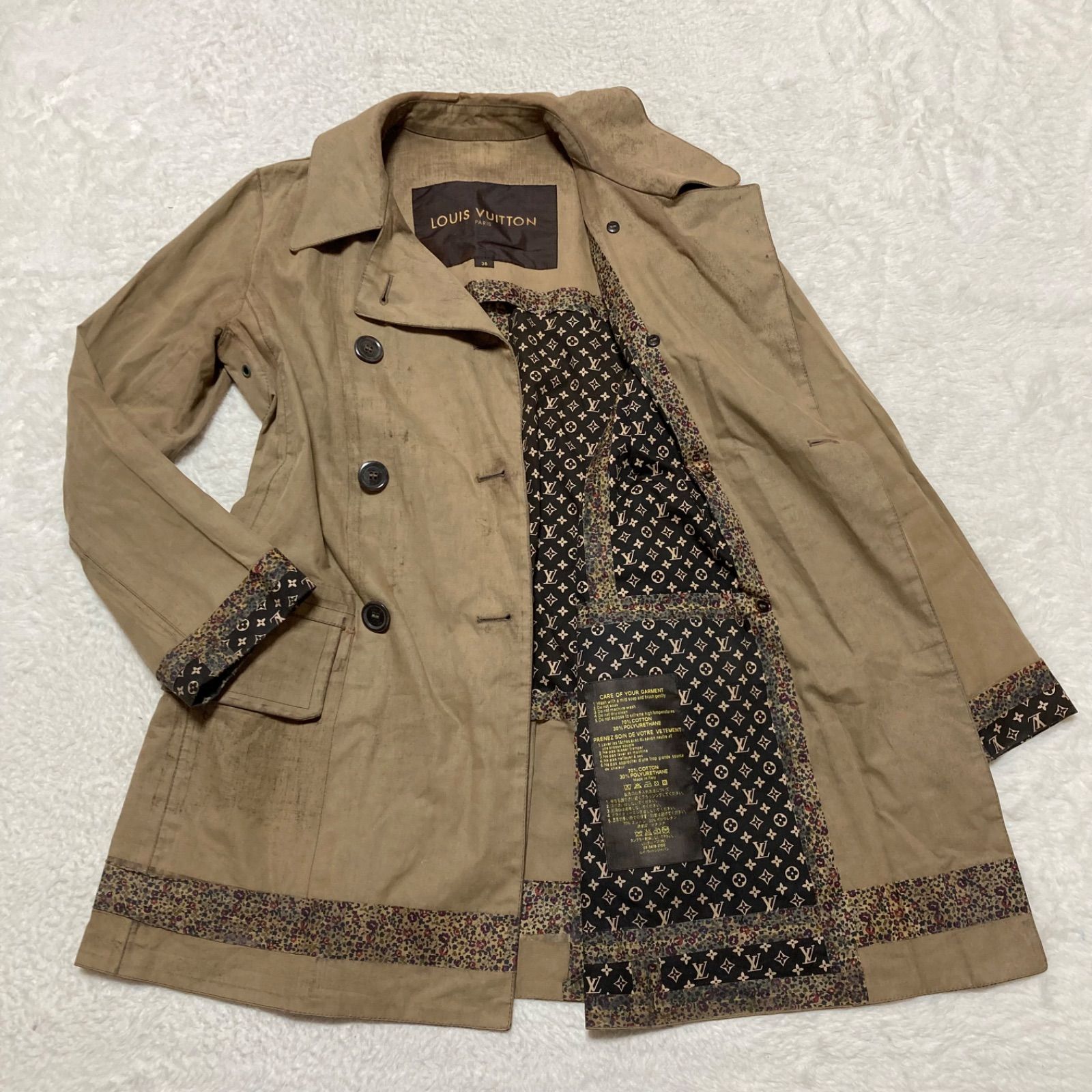 LOUIS VUITTON ルイヴィトン ショートダブルトレンチコート レディース