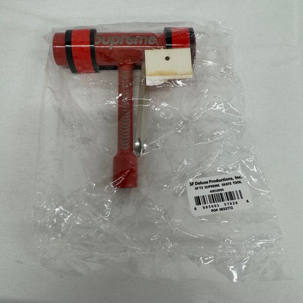 Supreme スケートボード　ツール　パイプ Supreme スケートボード ツール パイプ Supreme スケートボード ツール