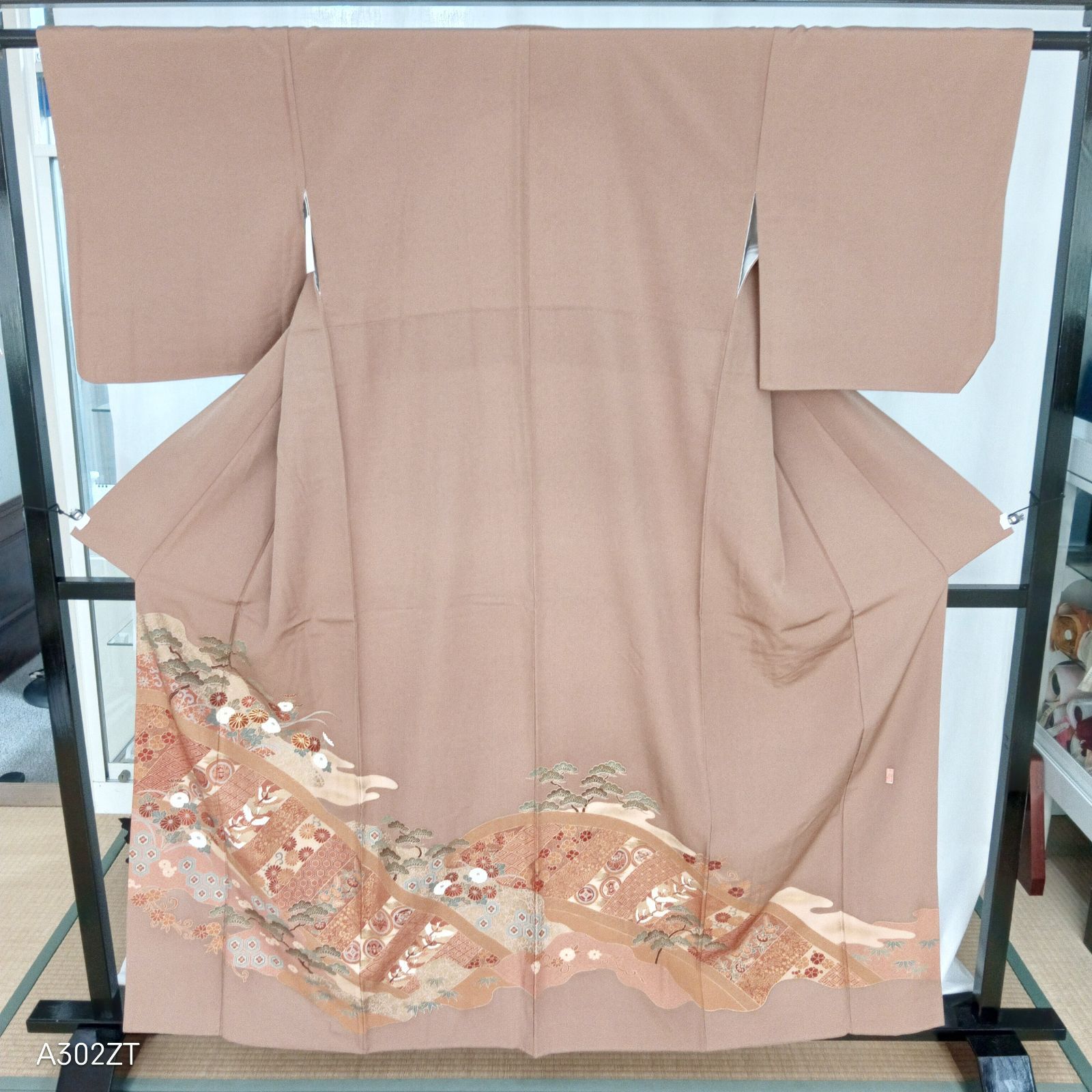 未使用 化繊 色留袖 駱駝色 身丈160㎝ R8U-K-25 - メルカリ