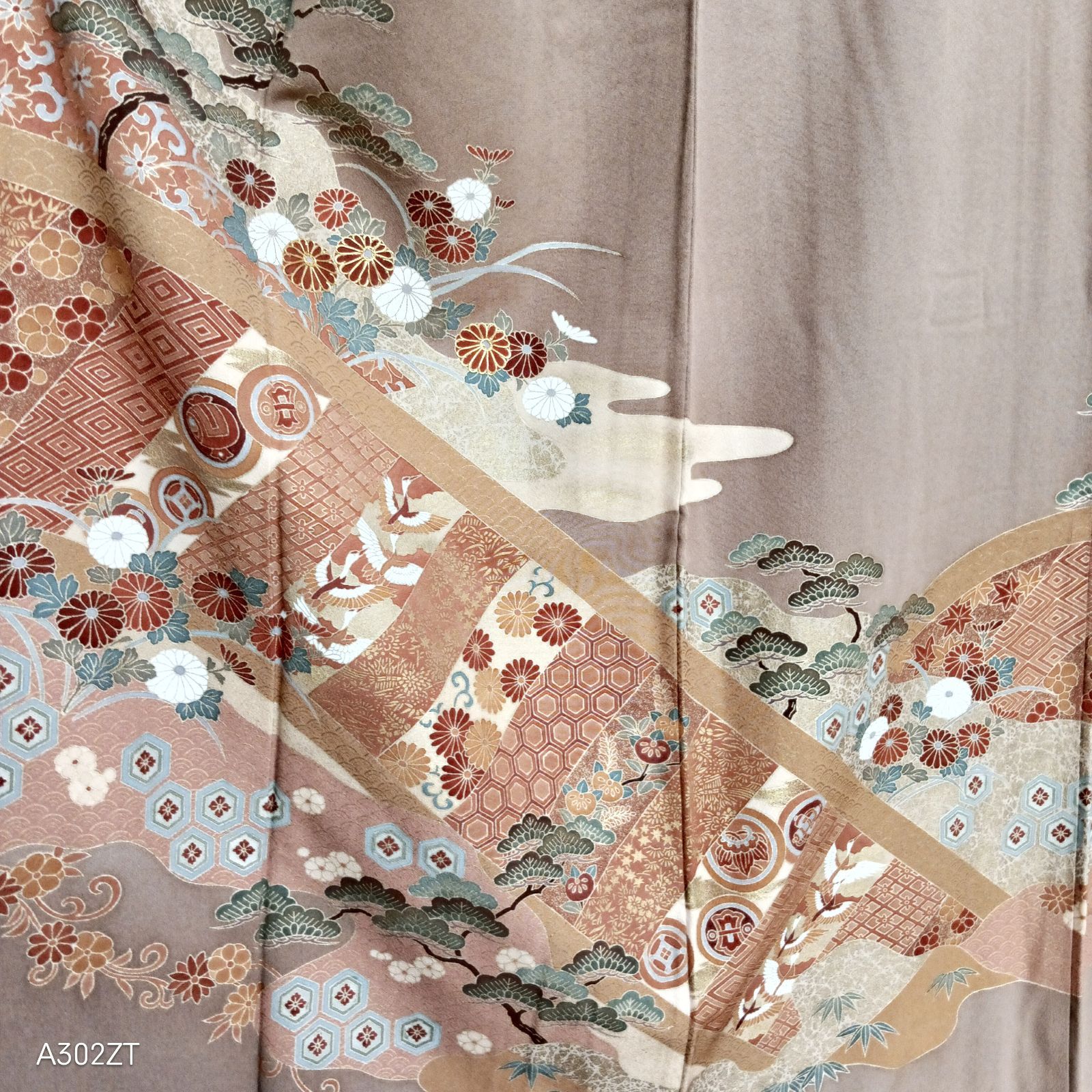 未使用 化繊 色留袖 駱駝色 身丈160㎝ R8U-K-25 - メルカリ