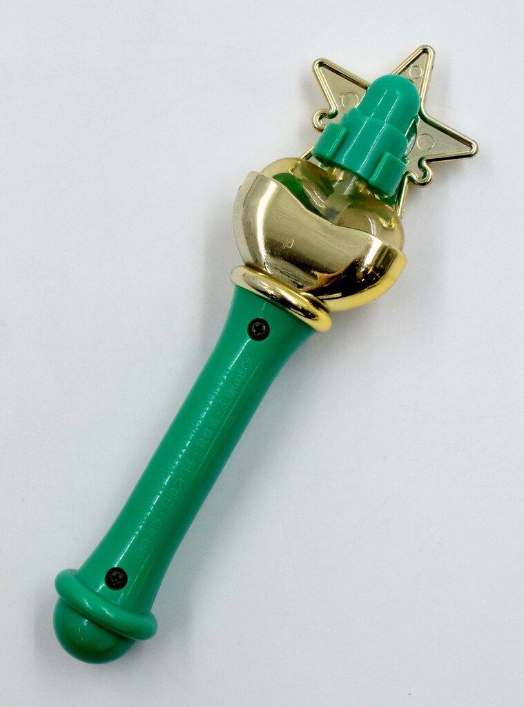 バンダイ セーラームーンR 美少女戦士な変身スティック イエロー