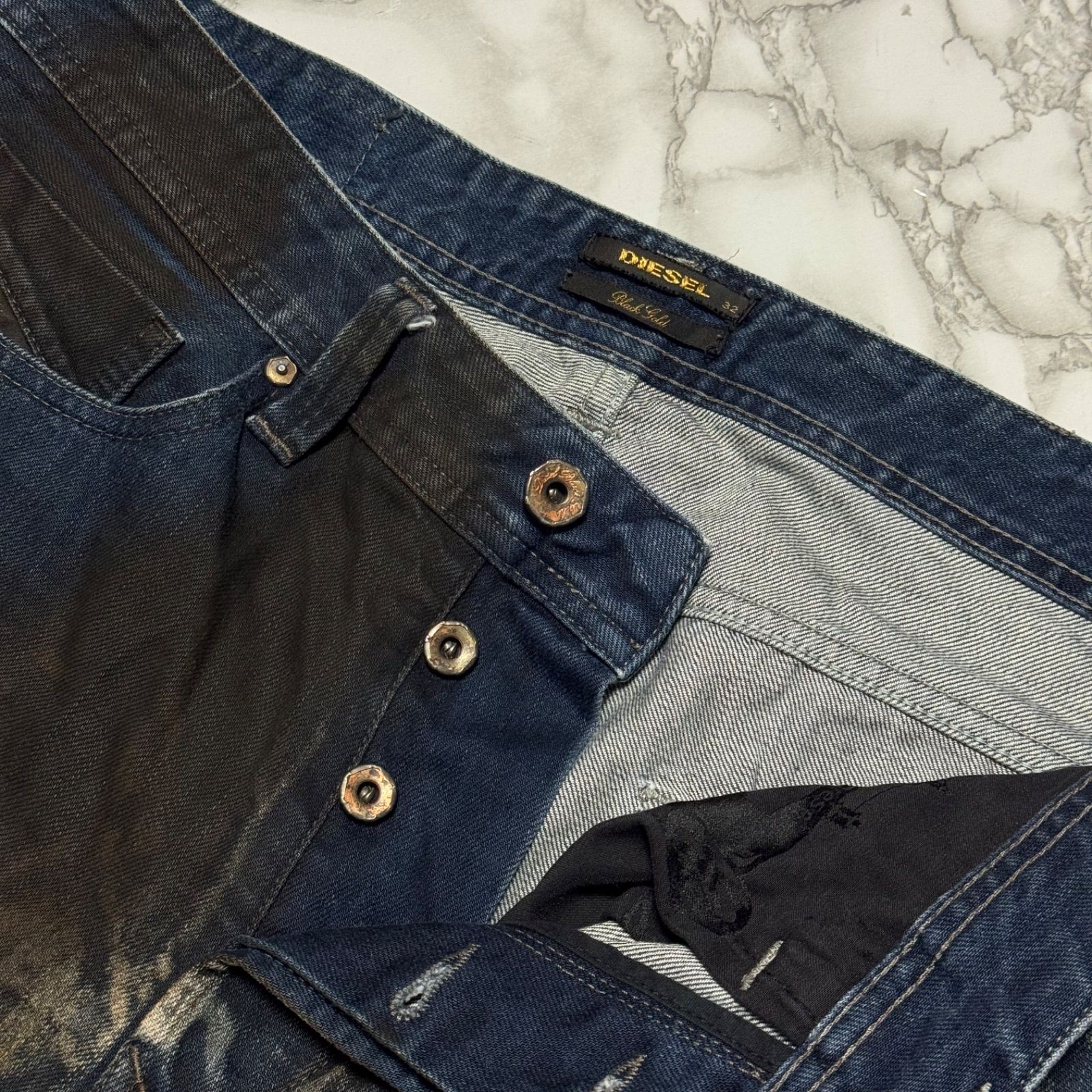 トレンド【DIESEL BLACK GOLD ディーゼルブラックゴールド 【商品名